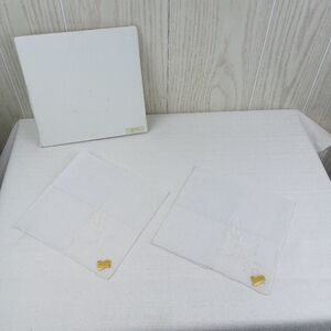 VTG Hoefgen White Handkerchief Flowers Drawn Work Wedding Bridal set of 2.